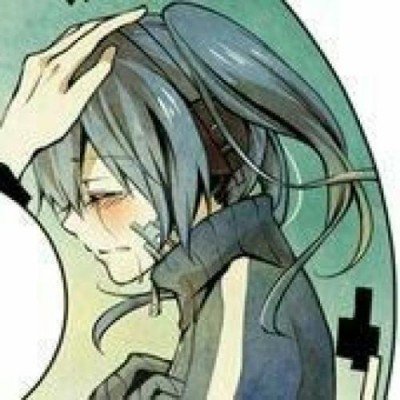村民挖土豆挖到炮弹一路抱到派出所